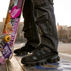 PONCE BLACK -Stevemadden SM 2023 RETAIL GRUNGE 27 PONCE BLACK 997da2cb ab9e 48bf a651 9b936cc39963