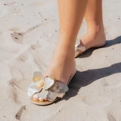 MELENA GOLD LEATHER 16 MELENA GOLD LEATHER -Stevemadden SM RETAIL APR WK 2 44 MELENA GOLD LEATHER 5726